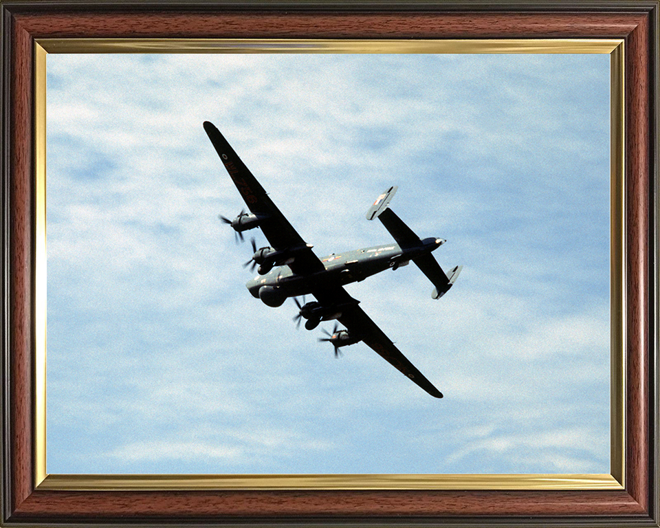RAF Shackleton aircraft in flight Photo Print Royal Air Force Aircraft Wall Art Aviation Decor Posters, Prints, & Visual Artwork Hampshire Prints 10 x 8 Classic Frame No