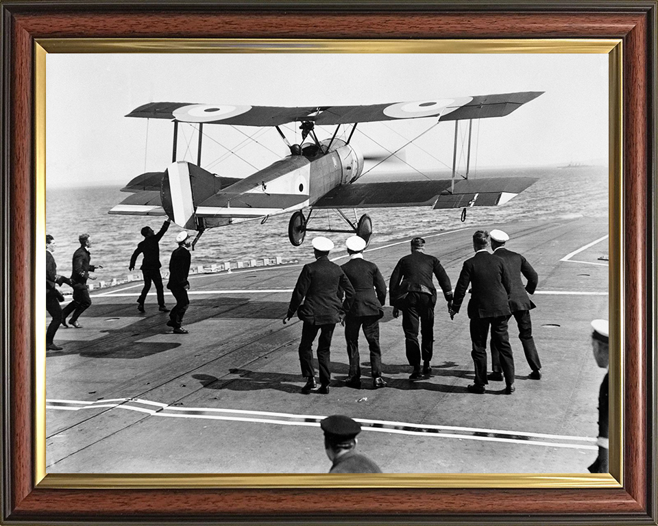 RAF Sopwith Pup Flight deck Landing Photo Print Royal Air Force Aircraft Wall Art Aviation Decor Posters, Prints, & Visual Artwork Hampshire Prints 10 x 8 Classic Frame No