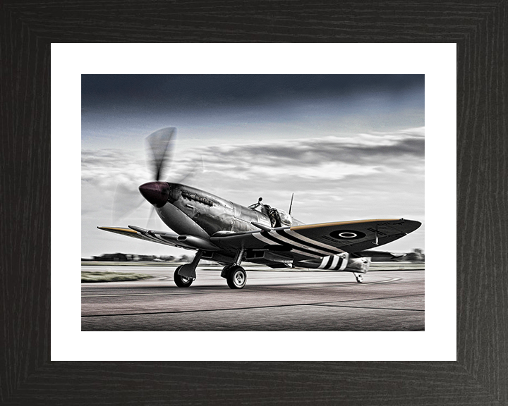 RAF Supermarine Spitfire at RAF Coningsby 2013 Royal Air Force Aircraft Photo Print Wall Art Aviation Decor UK Posters, Prints, & Visual Artwork Hampshire Prints 10 x 8 Black Frame Yes