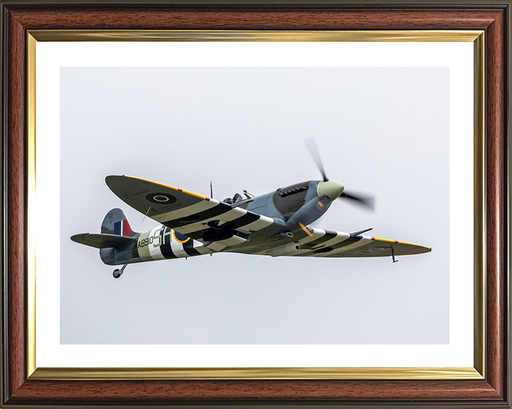 RAF Spitfire MK Vb in flight Photo Print Royal Air Force Aircraft Wall Art Aviation Decor Poster Posters, Prints, & Visual Artwork Hampshire Prints 10 x 8 Classic Frame Yes