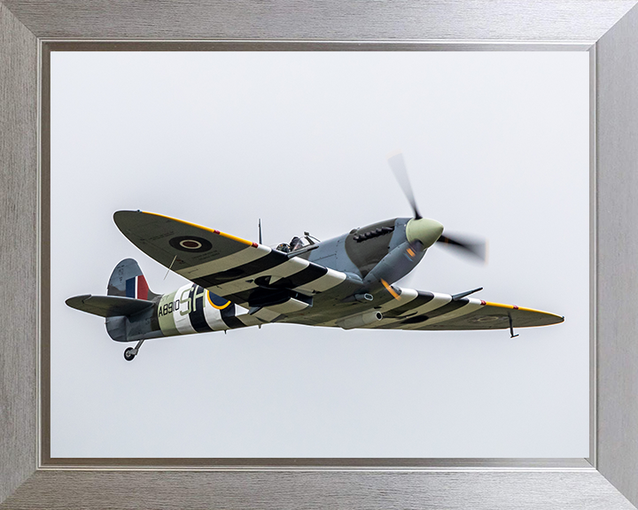 RAF Spitfire MK Vb in flight Photo Print Royal Air Force Aircraft Wall Art Aviation Decor Poster Posters, Prints, & Visual Artwork Hampshire Prints 10 x 8 Silver Frame No