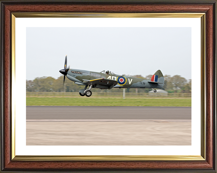 RAF Spitfire Takeoff Photo Print Royal Air Force Aircraft Wall Art Aviation Decor Poster Posters, Prints, & Visual Artwork Hampshire Prints 10 x 8 Classic Frame Yes