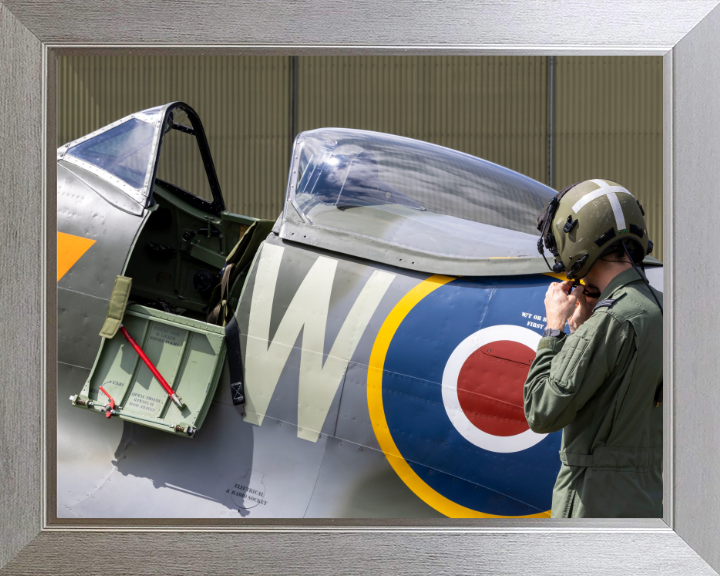 RAF Spitfire and Pilot Photo Print Royal Air Force Wall Art Decor Poster Posters, Prints, & Visual Artwork Hampshire Prints 10 x 8 Silver Frame No