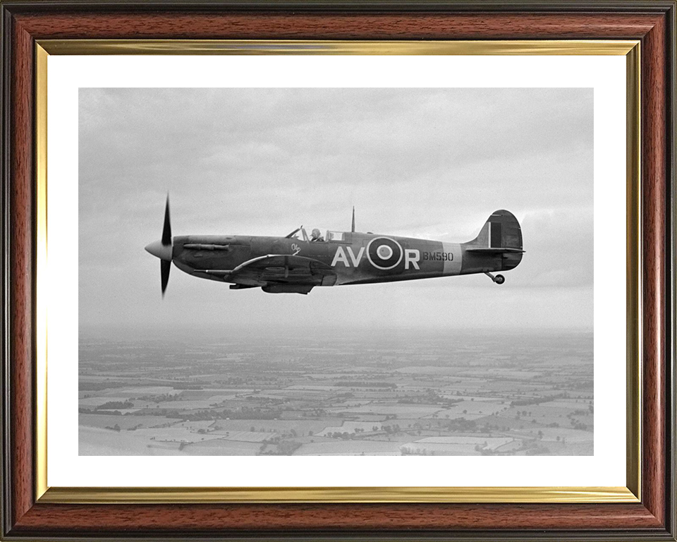RAF Spitfire Mk Vb Flying Photo Print Royal Air Force Aircraft Wall Art Aviation Military Decor Posters, Prints, & Visual Artwork Hampshire Prints 10 x 8 Classic Frame Yes