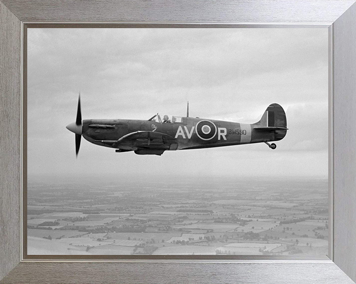 RAF Spitfire Mk Vb Flying Photo Print Royal Air Force Aircraft Wall Art Aviation Military Decor Posters, Prints, & Visual Artwork Hampshire Prints 10 x 8 Silver Frame No
