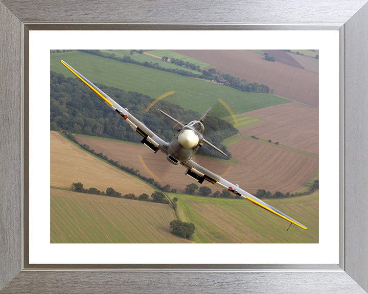 RAF Supermarine Spitfire in Flight Front on View Royal Air Force Aircraft Photo Print Wall Art Aviation Decor UK Posters, Prints, & Visual Artwork Hampshire Prints 10 x 8 Silver Frame Yes