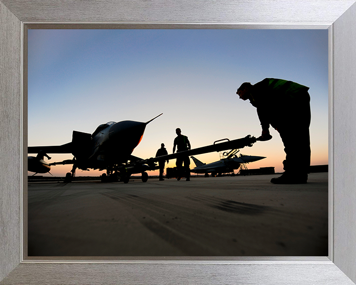 RAF Tornado GR4 Being Prepared for a Sortie Photo Print Royal Air Force Aircraft Wall Art Aviation Decor Posters, Prints, & Visual Artwork Hampshire Prints 10 x 8 Silver Frame No