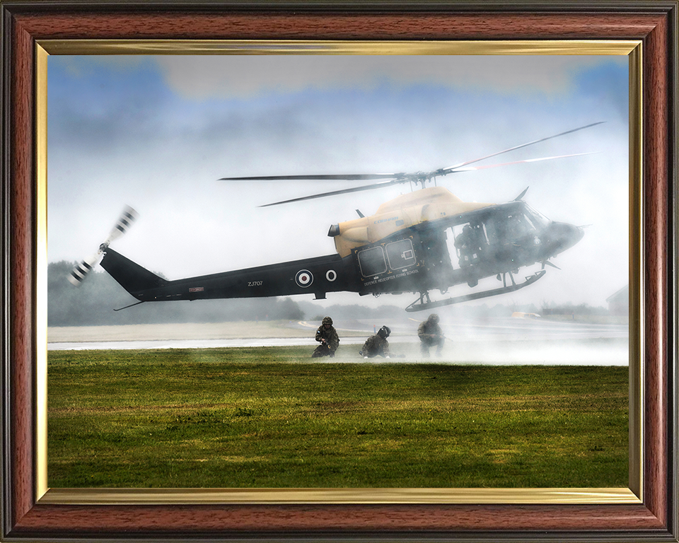 RAF Twin Engined Griffin Helicopter Photo Print Royal Air Force Aircraft Wall Art Aviation Decor Posters, Prints, & Visual Artwork Hampshire Prints 10 x 8 Classic Frame No