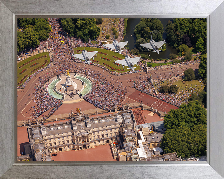 RAF Typhoon FGR4's Over Buckingham Palace Photo Print Royal Air Force Aircraft Wall Art Aviation Decor Posters, Prints, & Visual Artwork Hampshire Prints 10 x 8 Silver Frame No