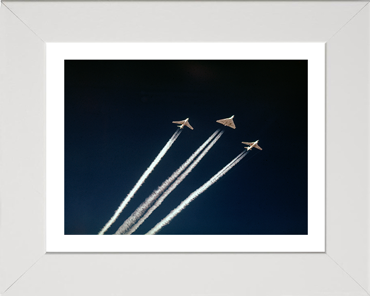 RAF V Force Vulcan Valiant Victor Jets 1958 Photo Print Royal Air Force Aircraft Wall Art Aviation Decor Posters, Prints, & Visual Artwork Hampshire Prints 10 x 8 White Frame Yes