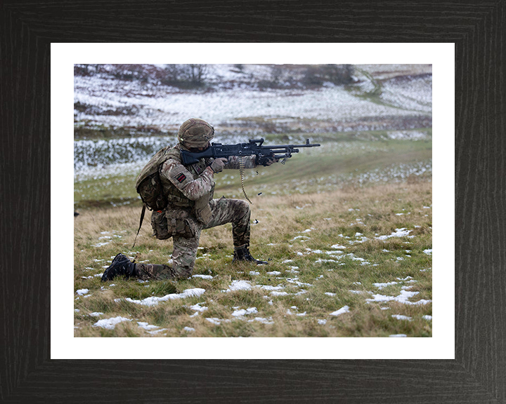 British Army Rifleman kneeling and firing a GPMG Photo Print Wall Art Military Decor Poster Posters, Prints, & Visual Artwork Hampshire Prints 10 x 8 Black Frame Yes