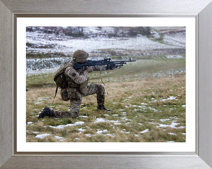 British Army Rifleman kneeling and firing a GPMG Photo Print Wall Art Military Decor Poster Posters, Prints, & Visual Artwork Hampshire Prints 10 x 8 Silver Frame Yes