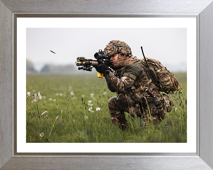 British Army Rifleman with rifle Photo Print Wall Art Military Decor Poster Posters, Prints, & Visual Artwork Hampshire Prints 10 x 8 Silver Frame Yes