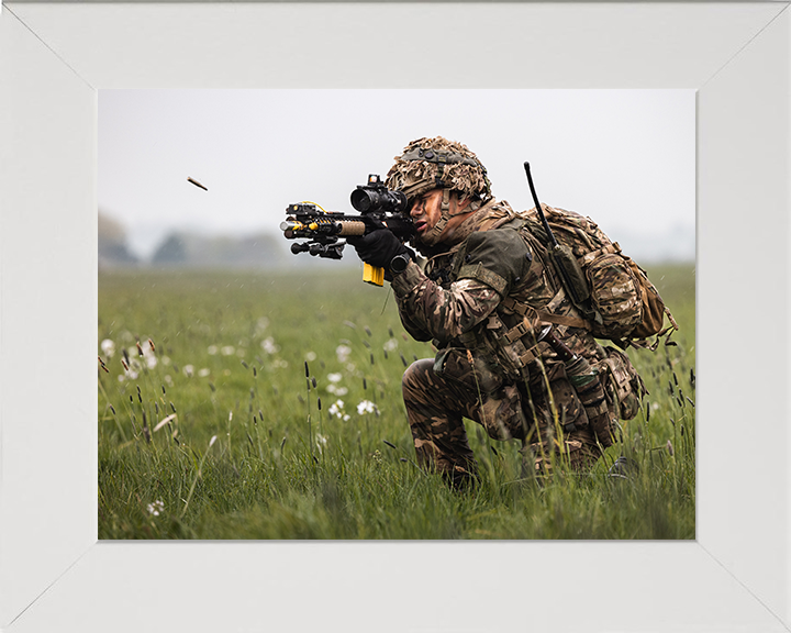 British Army Rifleman with rifle Photo Print Wall Art Military Decor Poster Posters, Prints, & Visual Artwork Hampshire Prints 10 x 8 White Frame No
