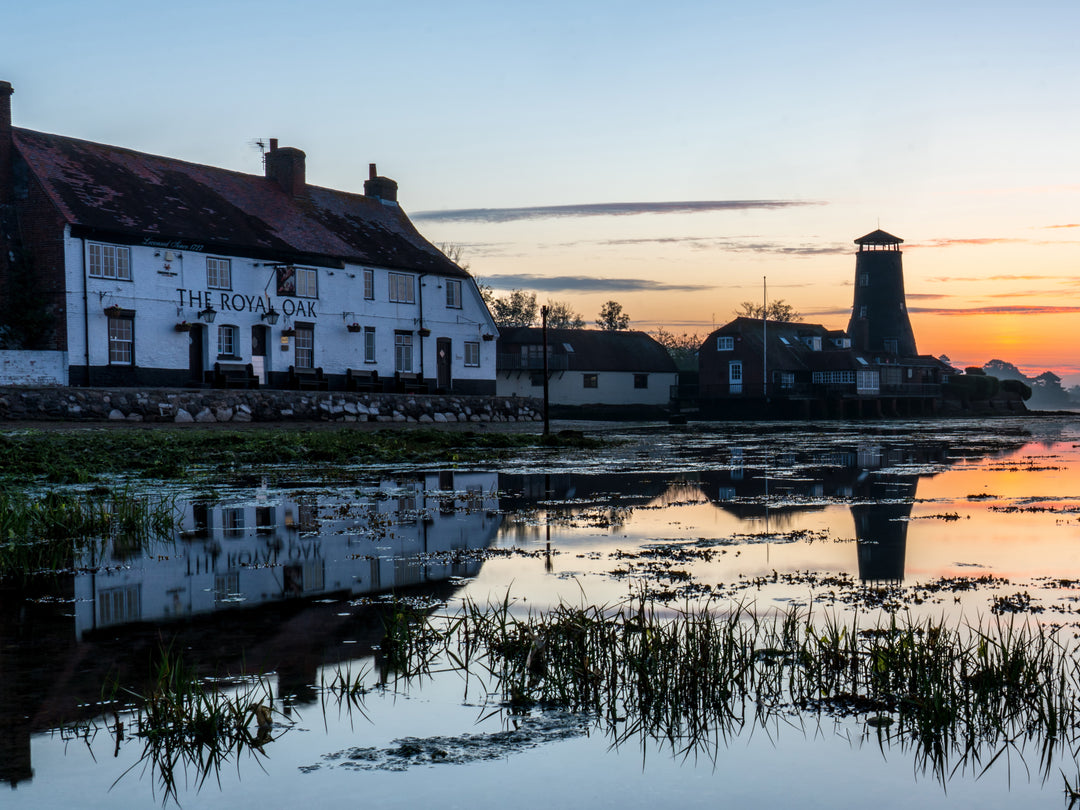 The Royal Oak in Langstone Hampshire at sunset Photo Print - Canvas - Framed Photo Print - Hampshire Prints