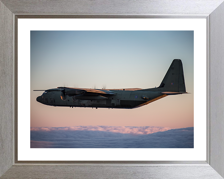 RAF C130J Hercules Flying at Sunset 2018 Royal Air Force Aircraft Photo Print Wall Art Aviation Decor UK Posters, Prints, & Visual Artwork Hampshire Prints 10 x 8 Silver Frame Yes