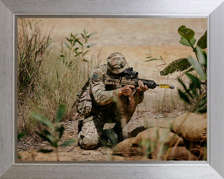 British Army Royal Gurkha Rifleman with rifle Photo Print Wall Art Military Decor Posters, Prints, & Visual Artwork Hampshire Prints 10 x 8 Silver Frame No