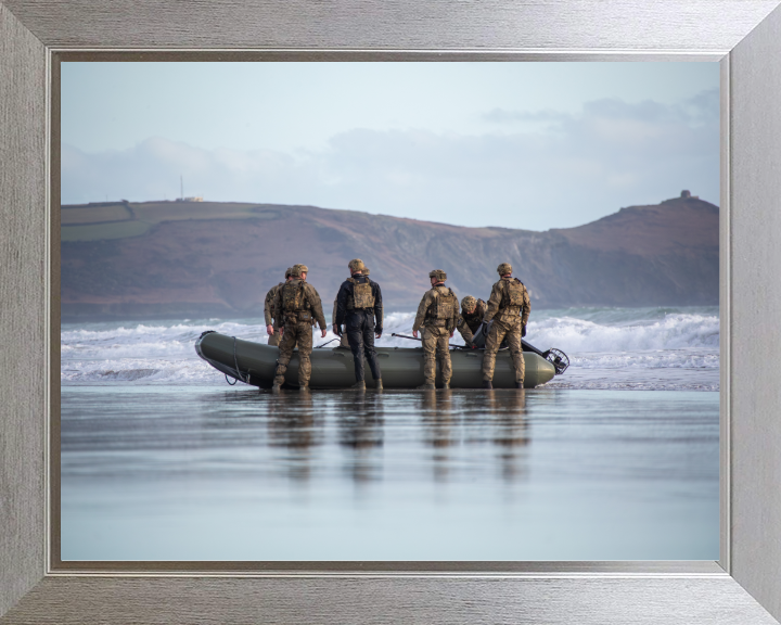 Royal Marine Commando Practice RIB Surf Drills Photo Print - 40 Commando Posters, Prints, & Visual Artwork Hampshire Prints 10 x 8 Silver Frame No