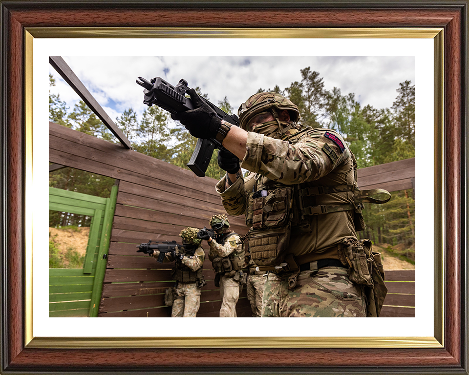 Royal Marine Commandos Battle training Photo Print - 45 Commando Posters, Prints, & Visual Artwork Hampshire Prints 10 x 8 Classic Frame Yes