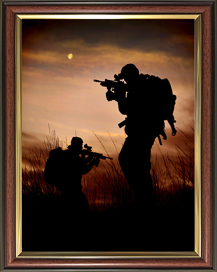 Royal Marine Commandos silhouette Photo Print - 43 Commando Posters, Prints, & Visual Artwork Hampshire Prints 10 x 8 Classic Frame No