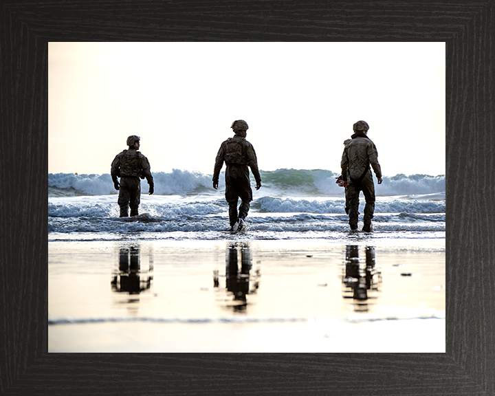 Royal Marines beach Landing Portrait Photo Print - 40 Commando Posters, Prints, & Visual Artwork Hampshire Prints 10 x 8 Black Frame No
