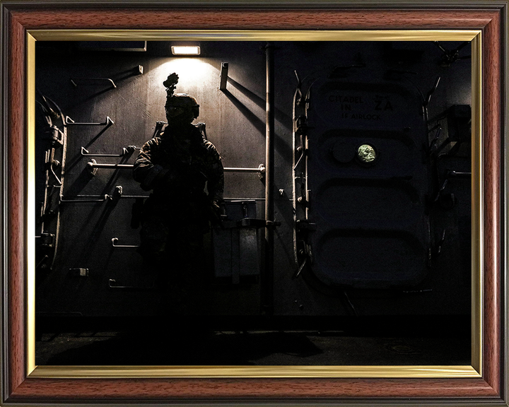 Royal Marines Commando Boarding Team Portrait Photo Print - 42 Commando Posters, Prints, & Visual Artwork Hampshire Prints 10 x 8 Classic Frame No