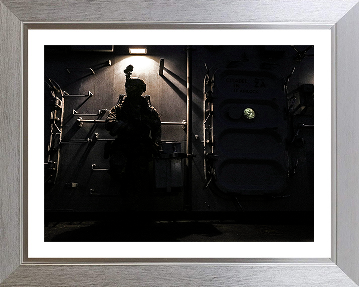 Royal Marines Commando Boarding Team Portrait Photo Print - 42 Commando Posters, Prints, & Visual Artwork Hampshire Prints 10 x 8 Silver Frame Yes
