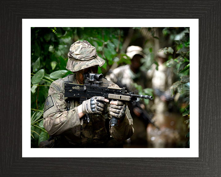 Royal Marines Commando Jungle Warfare Photo Print - 45 Commando Posters, Prints, & Visual Artwork Hampshire Prints 10 x 8 Black Frame Yes