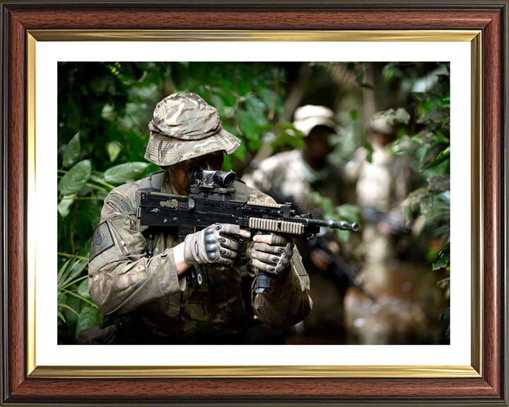 Royal Marines Commando Jungle Warfare Photo Print - 45 Commando Posters, Prints, & Visual Artwork Hampshire Prints 10 x 8 Classic Frame Yes