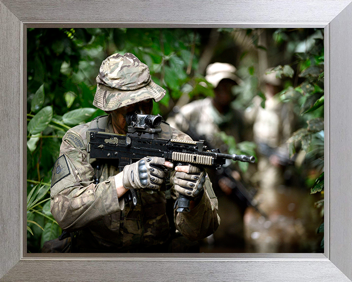 Royal Marines Commando Jungle Warfare Photo Print - 45 Commando Posters, Prints, & Visual Artwork Hampshire Prints 10 x 8 Silver Frame No