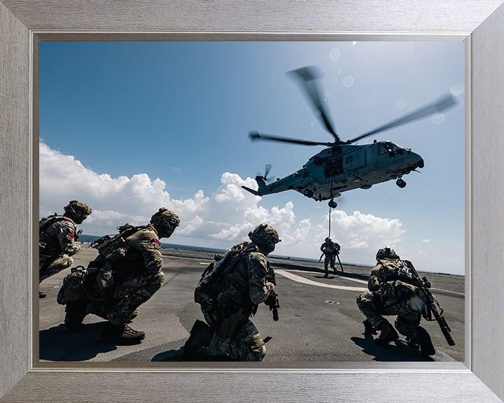 Royal Marines Fast Rope from a Merlin Photo Print - 42 Commando Posters, Prints, & Visual Artwork Hampshire Prints 10 x 8 Silver Frame No