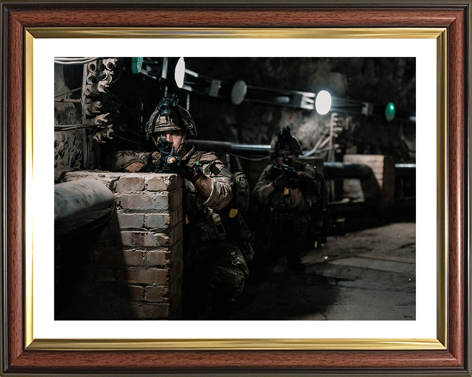 Royal Marines Urban Warfare Photo Print 43 Commando Wall Art Military Decor Poster Posters, Prints, & Visual Artwork Hampshire Prints 10 x 8 Classic Frame Yes
