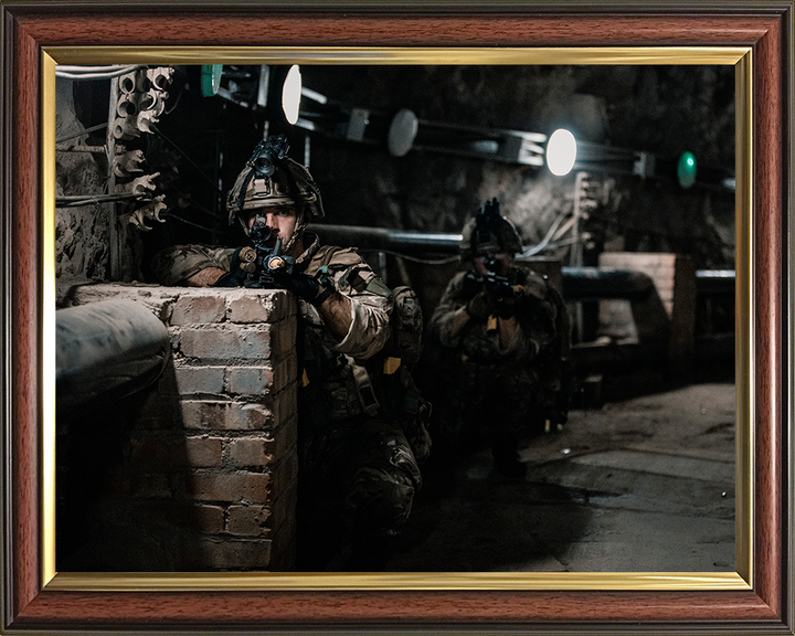 Royal Marines Urban Warfare Photo Print 43 Commando Wall Art Military Decor Poster Posters, Prints, & Visual Artwork Hampshire Prints 10 x 8 Classic Frame No