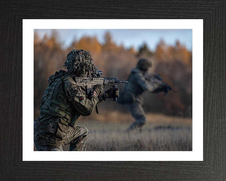 British Army Royal Welsh Soldiers Training Photo Print Wall Art Military Decor Poster Posters, Prints, & Visual Artwork Hampshire Prints 10 x 8 Black Frame Yes