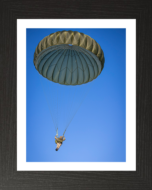 British Army Soldier Parachuting Photo Print Wall Art Military Decor Poster Posters, Prints, & Visual Artwork Hampshire Prints 10 x 8 Black Frame Yes
