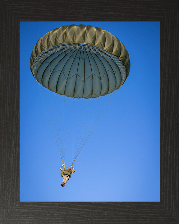 British Army Soldier Parachuting Photo Print Wall Art Military Decor Poster Posters, Prints, & Visual Artwork Hampshire Prints 10 x 8 Black Frame No