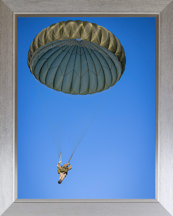 British Army Soldier Parachuting Photo Print Wall Art Military Decor Poster Posters, Prints, & Visual Artwork Hampshire Prints 10 x 8 Silver Frame No