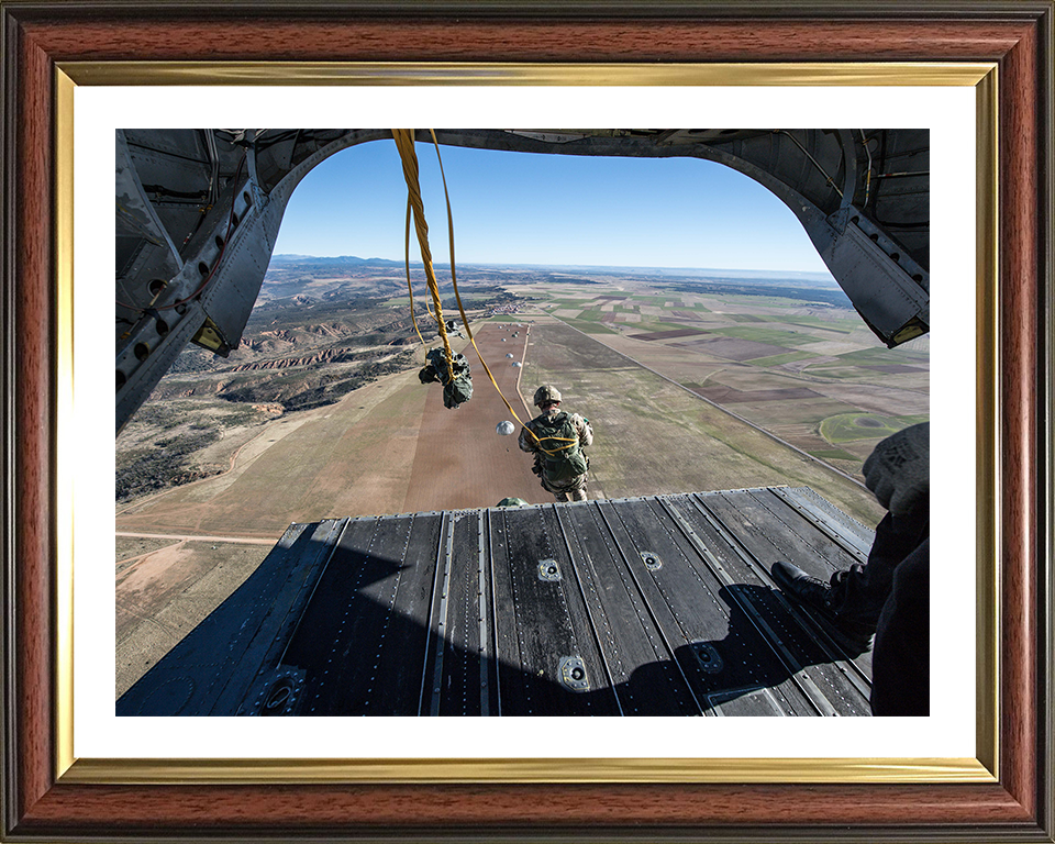 British Army Soldier Parachuting from a Chinook Helicopter Photo Print Wall Art Military Decor Posters, Prints, & Visual Artwork Hampshire Prints 10 x 8 Classic Frame Yes