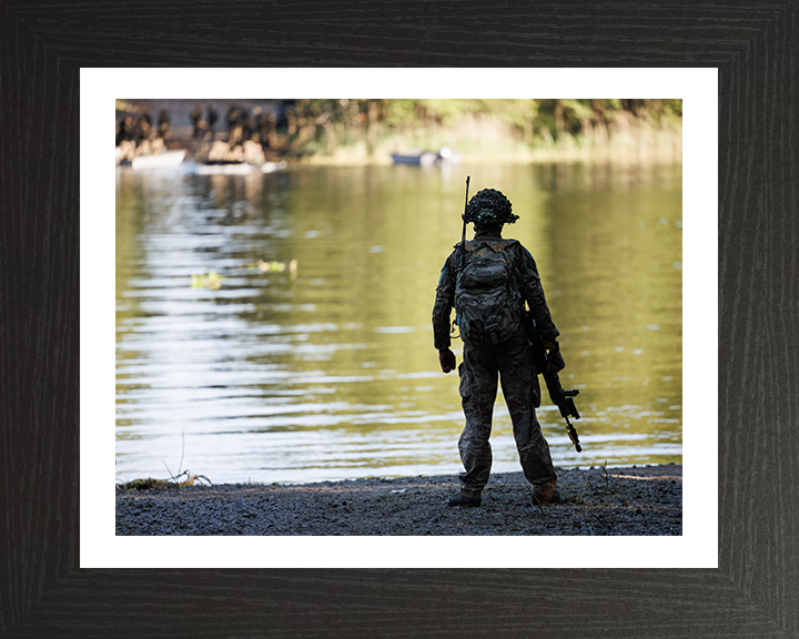 British Army Soldier River Crossing Photo Print Wall Art Military Decor Poster Posters, Prints, & Visual Artwork Hampshire Prints 10 x 8 Black Frame Yes