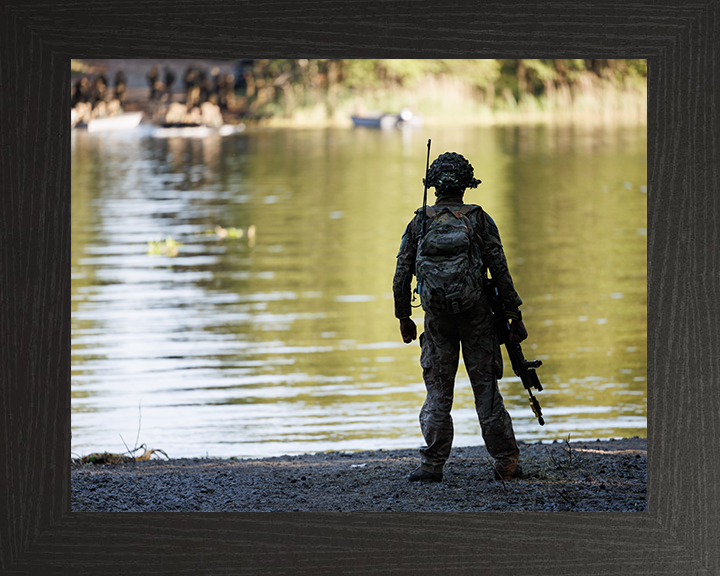 British Army Soldier River Crossing Photo Print Wall Art Military Decor Poster Posters, Prints, & Visual Artwork Hampshire Prints 10 x 8 Black Frame No