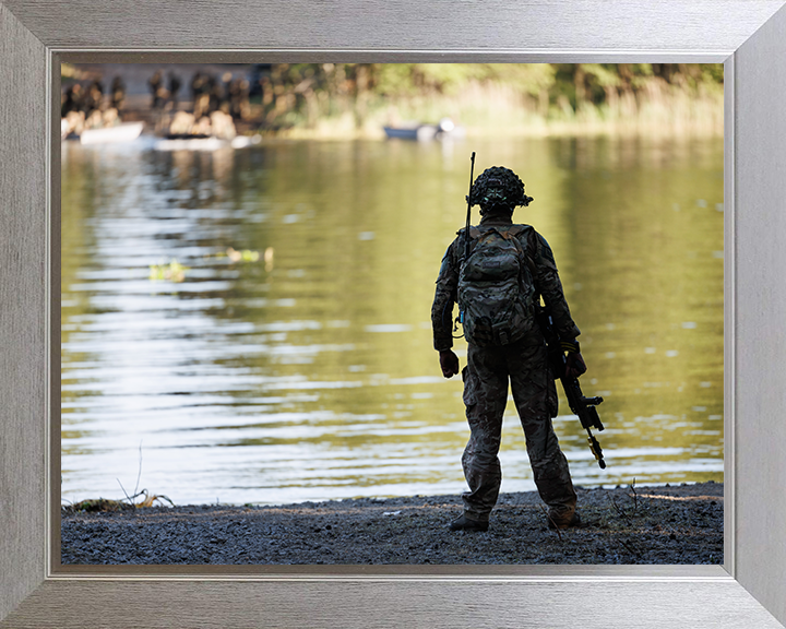 British Army Soldier River Crossing Photo Print Wall Art Military Decor Poster Posters, Prints, & Visual Artwork Hampshire Prints 10 x 8 Silver Frame No