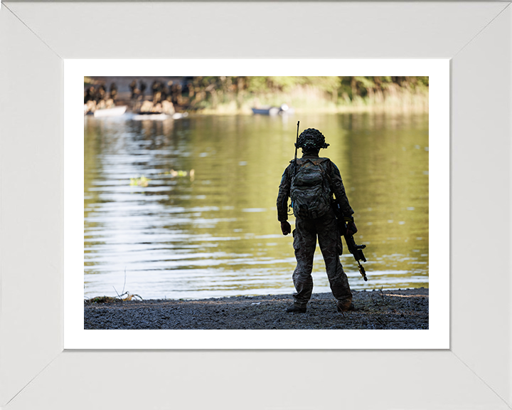 British Army Soldier River Crossing Photo Print Wall Art Military Decor Poster Posters, Prints, & Visual Artwork Hampshire Prints 10 x 8 White Frame Yes