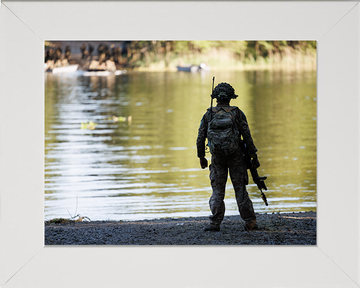 British Army Soldier River Crossing Photo Print Wall Art Military Decor Poster Posters, Prints, & Visual Artwork Hampshire Prints 10 x 8 White Frame No