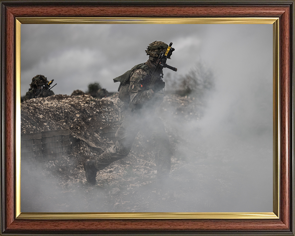British Army Soldier running through smoke Photo Print Wall Art Military Decor Posters, Prints, & Visual Artwork Hampshire Prints 10 x 8 Classic Frame No