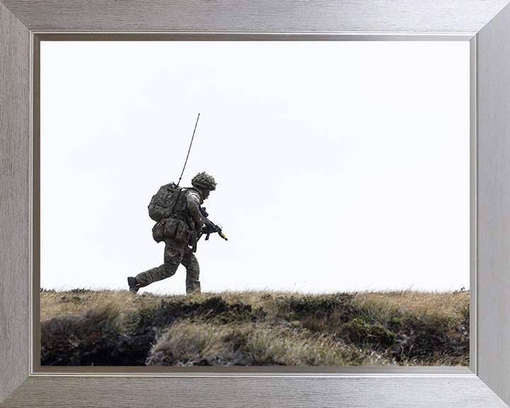 British Army Soldier Running with Rifle Photo Print Wall Art Military Decor Poster Posters, Prints, & Visual Artwork Hampshire Prints 10 x 8 Silver Frame No