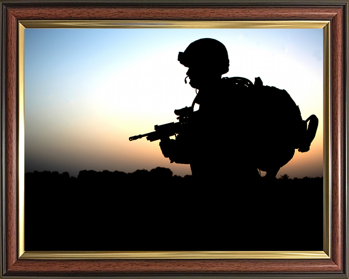 British Army Soldier Silhouette at sunset Photo Print Wall Art Military Decor Posters, Prints, & Visual Artwork Hampshire Prints 10 x 8 Classic Frame No