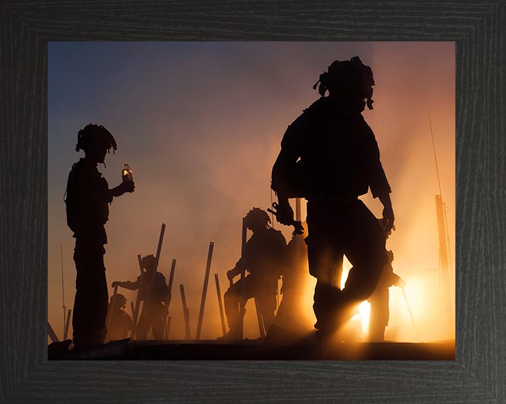 British Army Soldier Silhouettes in Afghanistan Photo Print Wall Art Military Decor Posters, Prints, & Visual Artwork Hampshire Prints 10 x 8 Black Frame No