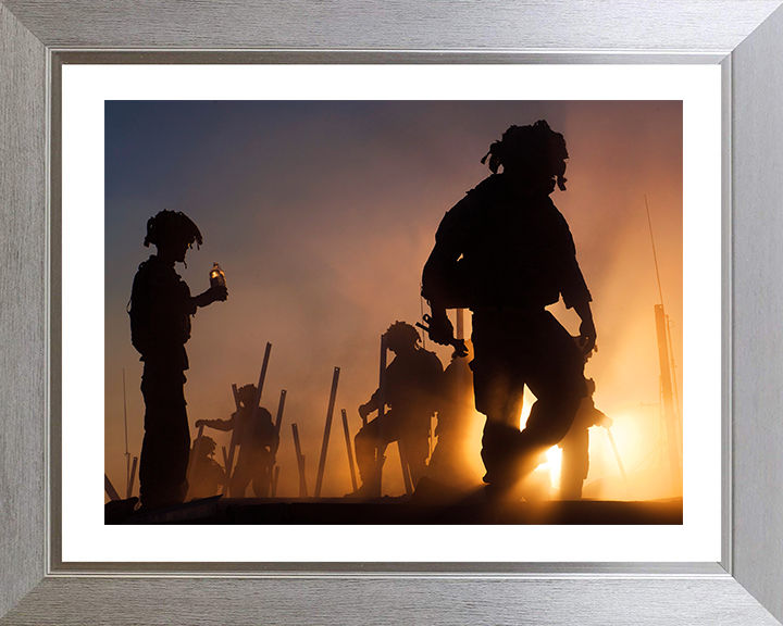 British Army Soldier Silhouettes in Afghanistan Photo Print Wall Art Military Decor Posters, Prints, & Visual Artwork Hampshire Prints 10 x 8 Silver Frame Yes