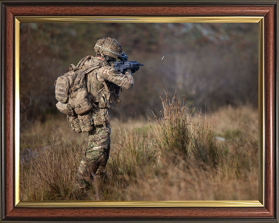 British Army Soldier firing an SA80-A3 rifle Photo Print Wall Art Military Decor Posters, Prints, & Visual Artwork Hampshire Prints 10 x 8 Classic Frame No