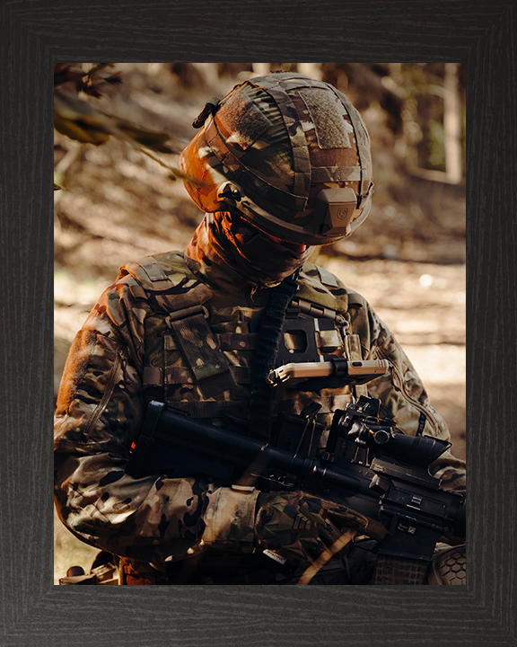 British Army Soldier using DSA equipment Photo Print Wall Art Military Decor Posters, Prints, & Visual Artwork Hampshire Prints 10 x 8 Black Frame No
